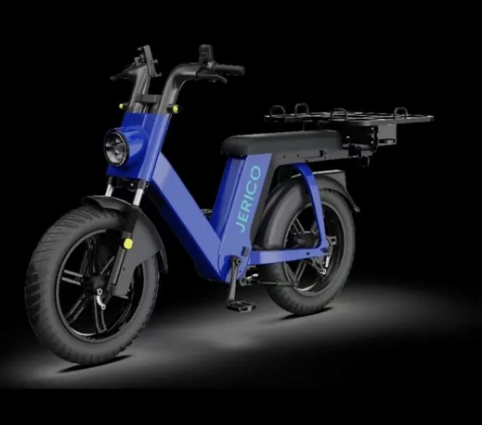 Rendu 3D du vélo électrique équipé, vue trois quarts avant.
